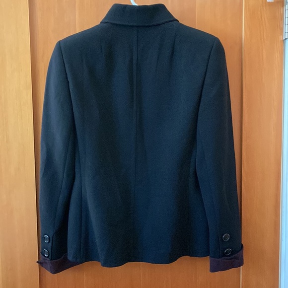 Akris black label size 10 black and maroon stand up collar jacket. - Picture 2 of 7